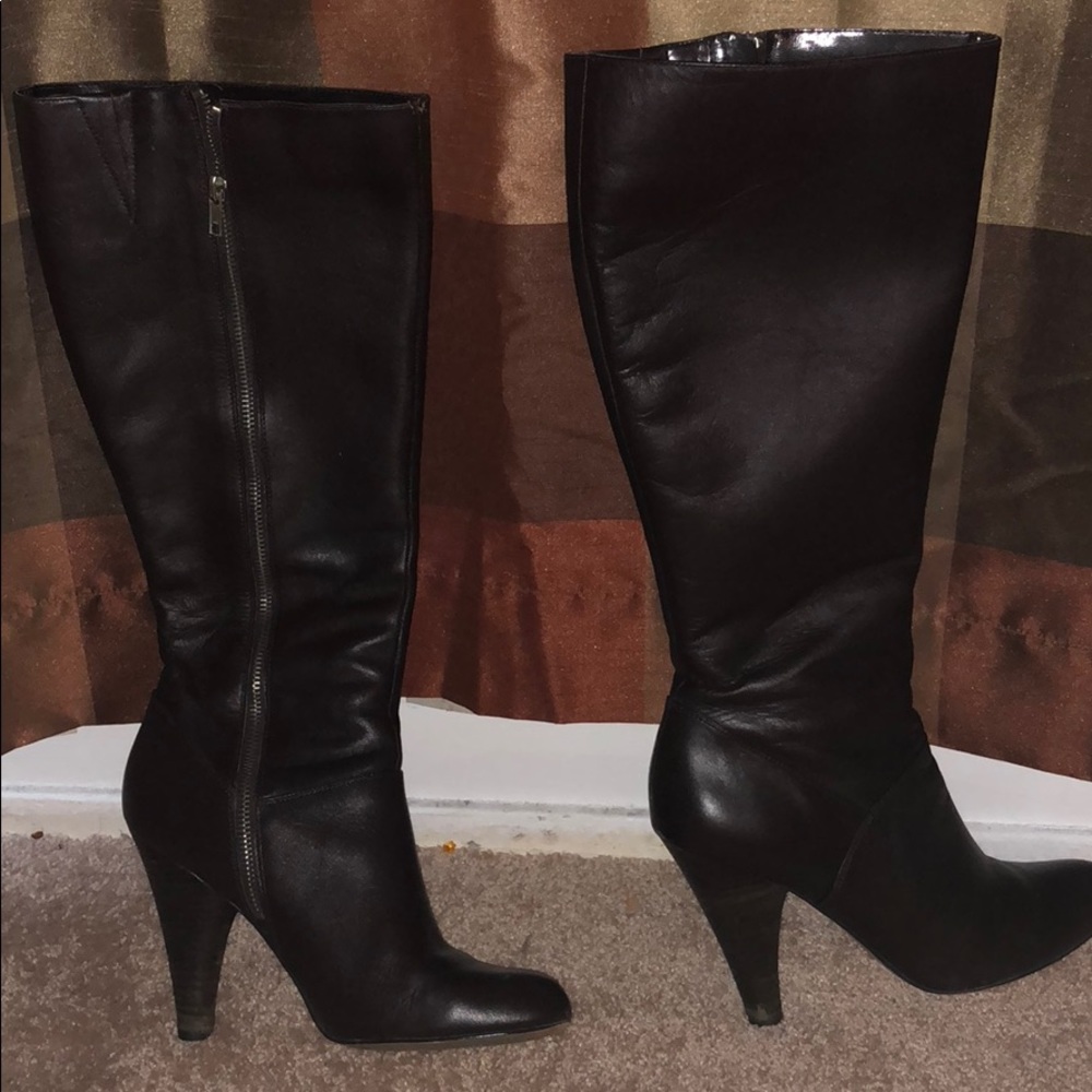 Jessica Simpson boots